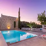 Villa Rastoni By Rastonivillas - Sunny Family Villa In The Best Part Of Corfu! Víngla