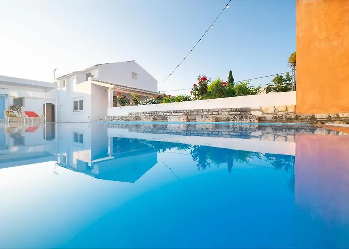Villa Villa Rastoni By Rastonivillas - Sunny Family Villa In The Best Part Of Corfu! Viggla